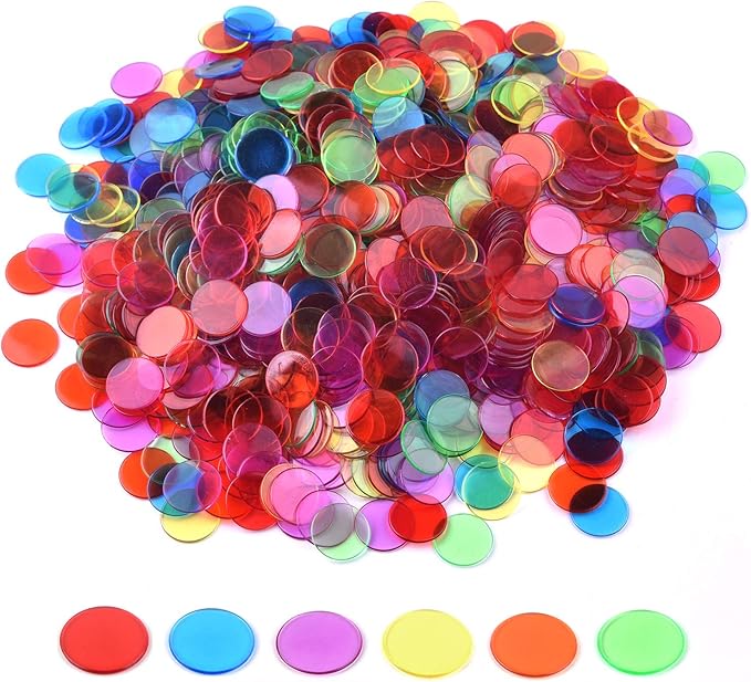 Coopay 900 Pieces Counters Counting Chips Plastic Markers Mixed Transparent Colors for Bingo Chips Game Tokens, Contain White, Blue, Green, Yellow, Red, Purple Colors