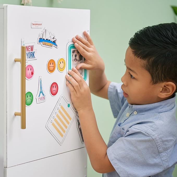 Teamson Kids Little Chef Atlanta Large Modular Wooden Play Kitchen with Interactive, Realistic Features, and 17 Kitchen Accessories, for 3yrs and up, White/Gold