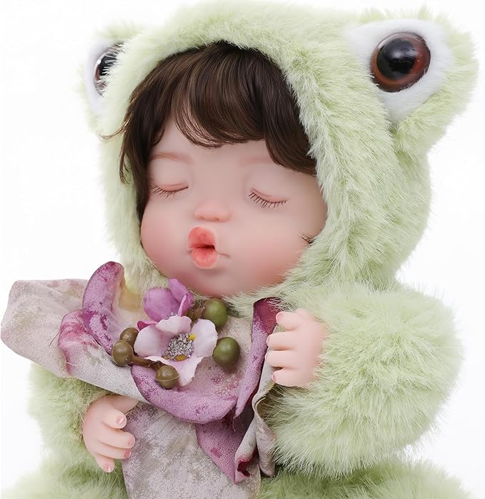 Reborn Baby Doll 10 Inch – Realistic Vinyl Sleeping Girl in Soft Green Frog Outfit – Comfort Doll Gift for Girls & Collectors