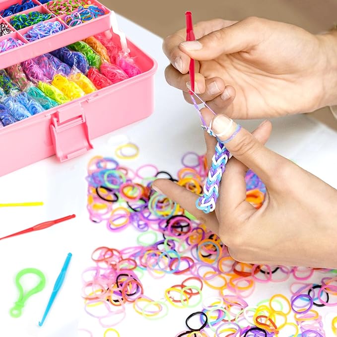 INSCRAFT 17500+ Rubber Loom Bands with 3 Layer Rose Pink Container, 28 Colors, 600 S-Clips, 352 Beads, 40 Cartoon Pendant, Bracelet Making Refill Kit for Kids