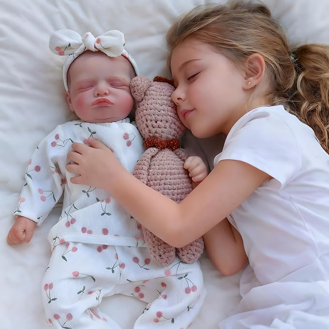 Realistic Reborn Baby Dolls-18 Inch Real Life Baby Dolls Girl Lifelike Baby Doll with Accessories for 3+ Years Old (Green)