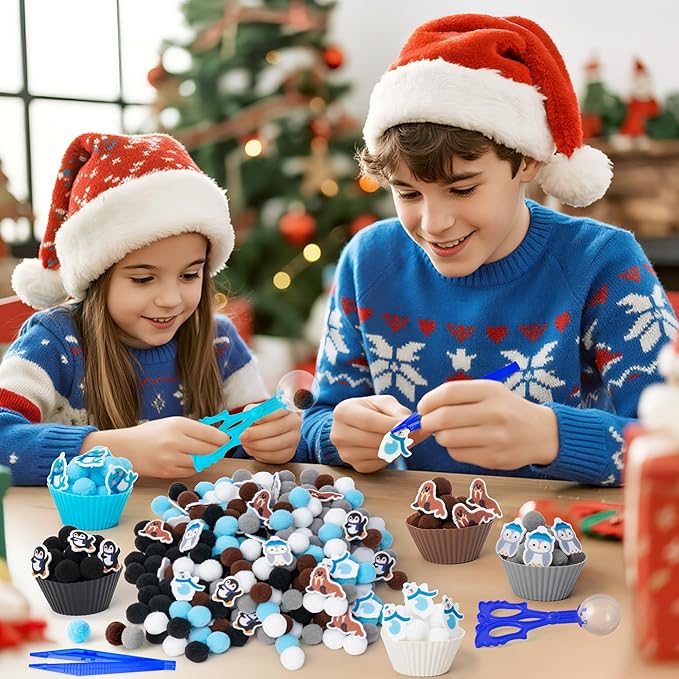 EZdhuawuse Winter Animals Sensory Bin Fillers - 267Pcs Winter Fine Motor Toys Colorful Counting Sorting Toys for Kids, Felt Polar Bear Sea Lion Pom Poms Cup Clip for Preschool Education Activities