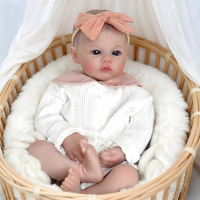 Realistic Reborn Baby Dolls-18 Inch Real Life Baby Dolls Girl Lifelike Baby Doll with Accessories for 3+ Years Old (White)