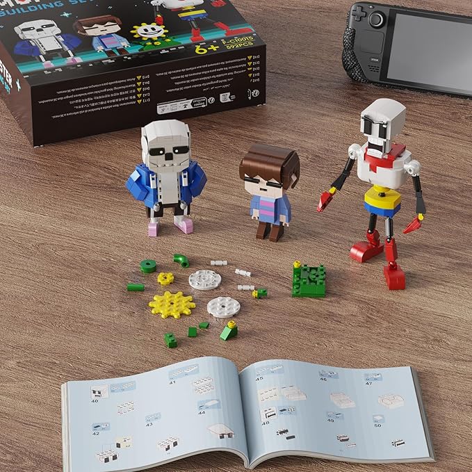 Action Figures Building Set 4 in 1, Horror Game Blue and Red Skull Anime Character Building Toys Kit, Compatible with Lego, Present for Boys Grils Kids Age 6+ (592 PCS)