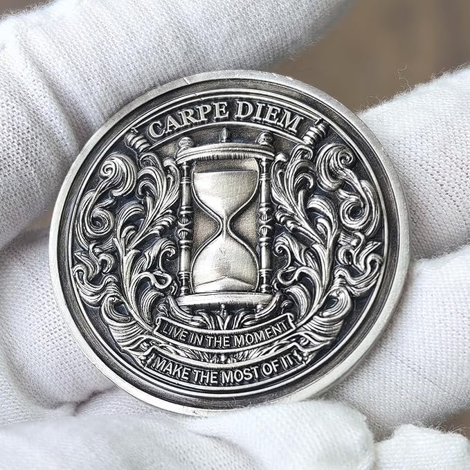 Memento Mori Carpe Diem Challenge Coin - Motivational Coin with Life & Death Symbols - Inspirational Gift for Friends & Loved Ones ﻿ ﻿