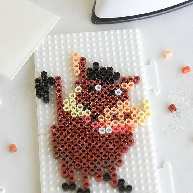 Perler 80-57046 Disney's The Lion King Fused Bead Craft Activity Kit, Includes 9 Patterns, Multicolor, 2004 Pieces