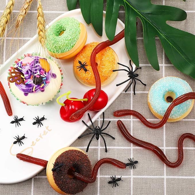 Gejoy 16 Pieces Fake Worms Rubber Play Worms Realistic Plastic Toy Earthworm Worm Farm for Halloween April Fool's Day Party (Pack of 2)